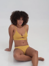 Load image into Gallery viewer, Nude Label Cut-Out Bra