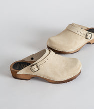 Load image into Gallery viewer, Sand Suede Clogs