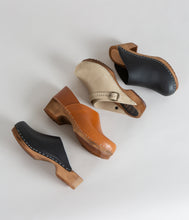 Load image into Gallery viewer, Onyx Mid Heel Clog