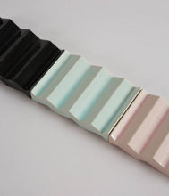 Load image into Gallery viewer, Ceramic Wavy Soap Dish